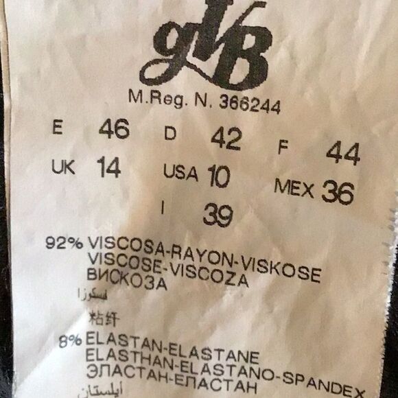 Luisa Viola Black Zip up Athleisure Jacket or Base Layer - Picture 9 of 9